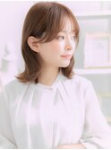 大人ガーリーミディアムレイヤー外ハネパーマa越谷20代30代40代