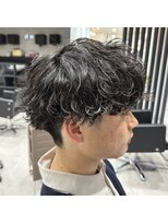 シャイン 大宮(SHINE)&nbsp;メンズカット/パーマ/ヘッドスパ/ブリーチ/眉毛/韓国/大宮/Men's