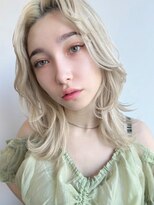 フィーリーカラー 大阪梅田店(feery color)&nbsp;オリーブベージュショートミニボブグレージュブリーチレイヤー