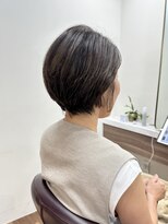 アルボーテルジェ(Art BeAute' ROUGET)&nbsp;Wカラーで白髪をなじませたショートカット