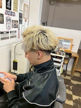 ヘアクリエイトブラス メンズ(Hair Create BRAS Men's) カットブリーチカラー