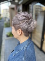 リュクスボーテ(LUXEBEAUTE') マッシュショート×ラベンダーベージュ　30代40代50代