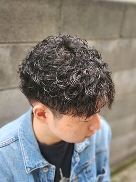 アンドザバダス(&THE BADASS) ツーブロック×ミックスパーマ