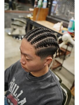 スリーセント 栄(3/cent) コーンロウ