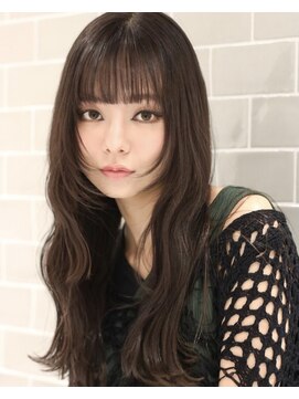 大人ナチュラル｜前髪ありレイヤーミディ