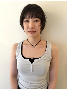 シータ(sheta) ショートウルフレイヤー【表参道/青山】