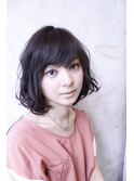 重めボブからちょっぴりイメチェンしたい方におすすめ。