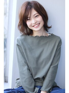 リップス デリコ(LIPS derico) 《LIPSderico》軽やか外はねミディアム