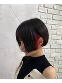 リップラインボブ×インナーカラーレッド