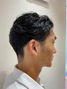 エメスタジオス(eme STUDIOS) ショートパーマ