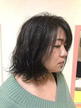 美容室 ステラ エアウェーブのミディアムウェーブスタイル