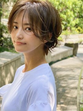 ドゥ(Du) ショートレイヤー　フォギーベージュ