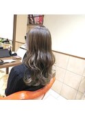 セミロング 波巻き オリーブグレージュ
