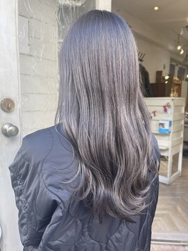 アミュレ(Amule) 潤い艶感アップアッシュグレージュロングヘア30代梅ヶ丘美容室
