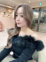 ユニ 表参道(uni)&nbsp;【YUKI】韓国風くびれヘア