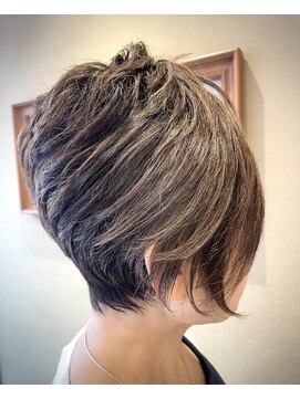 ケンジスマート(KENJE smart) 茅ヶ崎大人世代ショートカット。