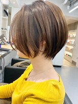 ビュー フクオカ(VIEW FUKUOKA)&nbsp;大人ショートカットウェットヘアオリーブベージュデザインカラー