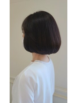 サロンドウィズ 本店 本八幡(Salon de With) 丸みショートボブ