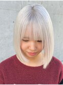 ハイトーンカラー ホワイトカラー ストレートボブ