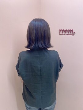 ルーム シンサイバシ(room shinsaibashi) 【KANAKO】肩上切りっぱなしボブで外ハネスタイル★