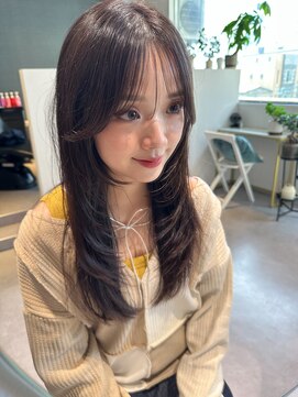 アム(amu) ハッシュカット/レイヤーカット/前髪カット/顔まわりレイヤー