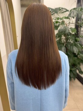 ロウ 町田(ROW) 働く大人女性の為のカット×カラー【ROW町田】