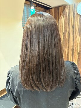 ヘアリゾート粋 トゥジュ 池袋東口店(tujuh) 艶髪/オリーブベージュ/髪質改善/ミディアム