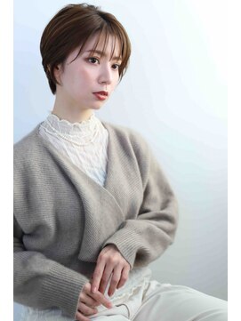 ムウ 難波(MOU) クールショートボブ前髪イメチェンピンクベージュ30代40代50代