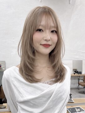 カシェル トウキョウ(Cashel Tokyo) レイヤーカット/ハイトーン
