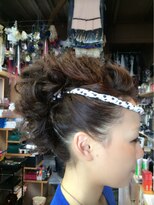 オーバーキャプテンネイキッド(OVER CAPTAIN NAKED) モヒカン風おまつりアップ