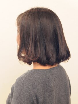 マリカ ルーム(marica room) 毛先に動きのあるボブスタイル