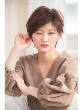 アルーシェ 新宿店(Alushe) ＼レトロで斬新なセシルカット／