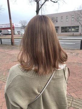 グランドール 下曽根店(Grandoll) 春カラー