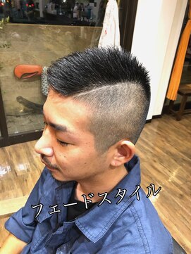 アヤジン Ayajn 人気のフェードカット