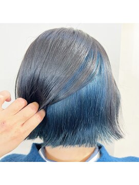 サロン ド ビカ(Salon de bika) 外ハネボブ×インナーブルー