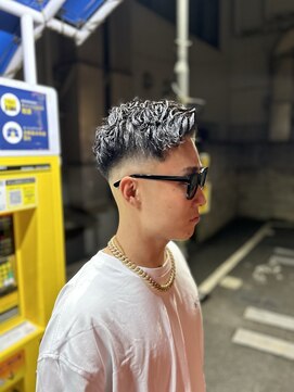 ヒロギンザ 上野店(HIRO GINZA) フェードスキンフェードツイストスパイラルパーマ束感ツーブロ