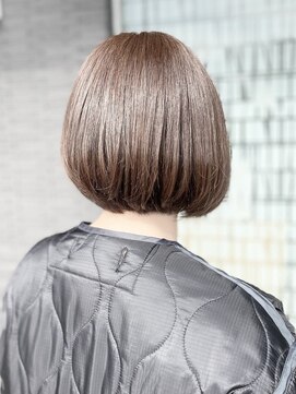 フレイムスヘアデザイン(FRAMES hair design) グレイカラーでも外国人風グレージュでお洒落に♪