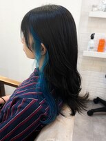 トッカ ヘアアンドトリートメント 難波店 スカイブルーインナーカラー