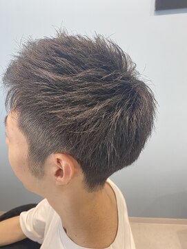 アンフィ 神奈川新町(Anphi) サッパリ爽やか好印象☆ツーブロック＆アップバングショート