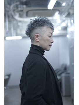 ナナインチ(7inch) 銀座アシンメトリーカット