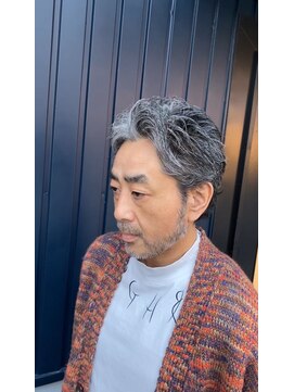 ダーチャ(Datsche) スパイキーショート