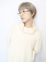 バース(BIRTH)&nbsp;天神【BIRTH】耳かけマッシュショート×くすみベージュ 5