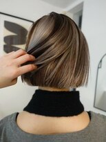 シキ 渋谷(siki)&nbsp;ベージュカラー/ブリーチなしダブルカラー/赤 み消し/渋谷/原宿