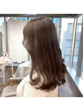 コンフェティ つばき山下通店(Confetti) ナチュラルハイライト