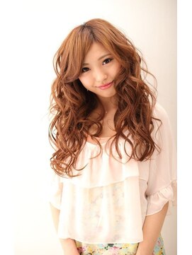 サファイア(SAPPHIRE) ふわっふわドーリーのMIX巻きで視線を頂き!! (>_<)