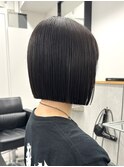 大人ボブ　切りっぱなしボブ　黒髪スタイル　縮毛矯正　髪質改善