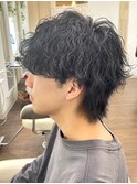 波巻きスパイラルパーマシャドウパーマメンズ刈り上げ緩め30代
