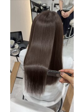 ジーナ 博多筑紫口(Zina) 【輝士】グレージュカラー×TOKIOトリートメント