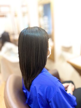ヘアー グリーン(hair green) まとまりと艶が続く髪質改善ナチュラルセミロング