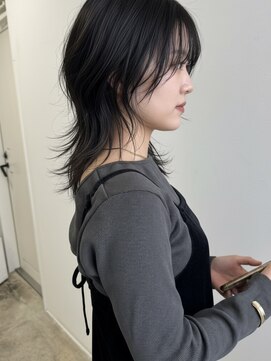 エイチ ウルフカット 大阪梅田(811) フェイスフレーミングルーツカラー天使の羽バングネオウルフボブ